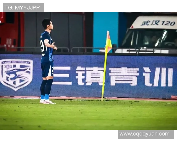 郑浩足球：从青训到职业联赛的成长之路与未来展望